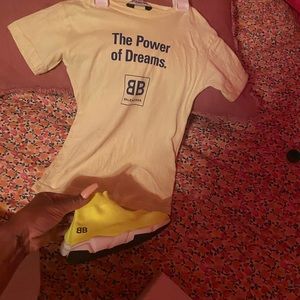 Kids size 4t shirt and 25-26